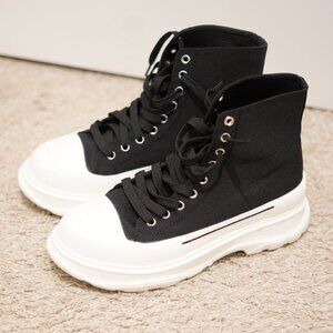 Alexander Mcqueen Tread Slick Sneakers